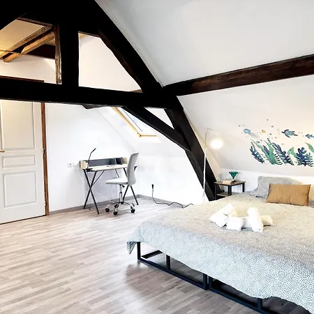 Hotel La Casa Della Felicita - Wifi - Parking - 2pers 3*
